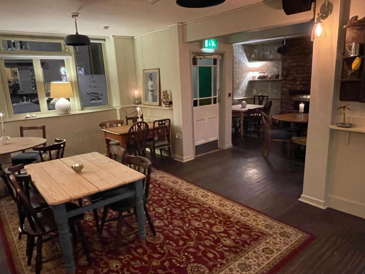 Lord Nelson Hotel 布里德波特 外观 照片
